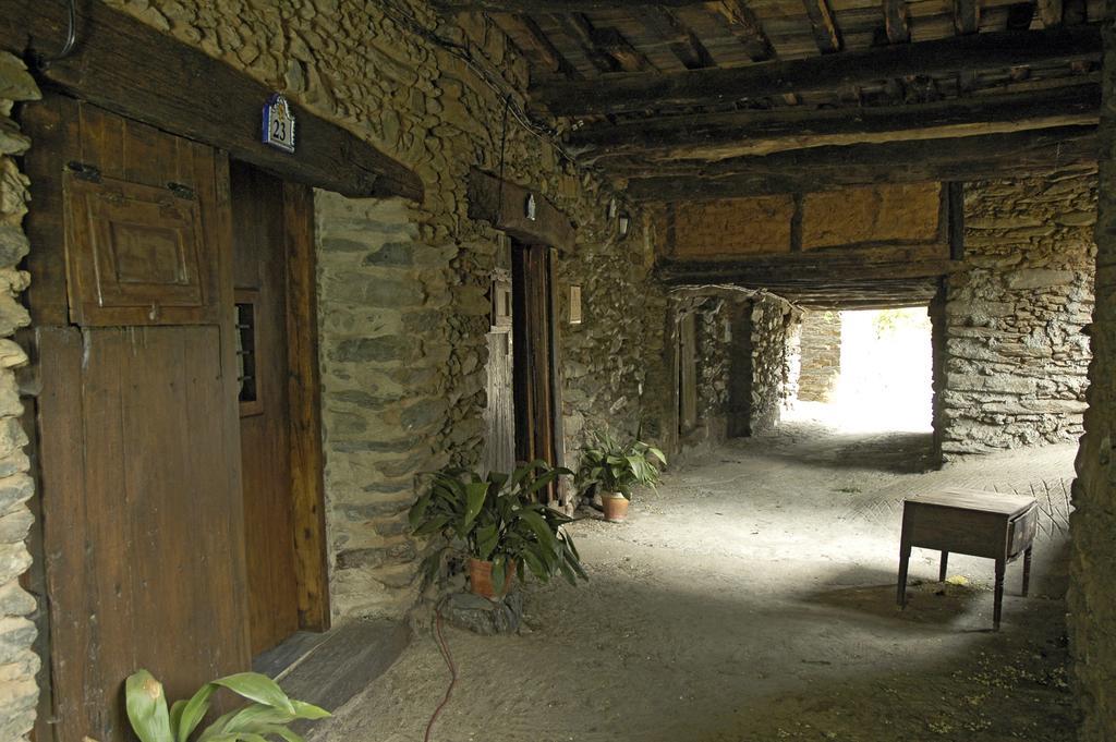 Los Balcones Del Rio Robledillo De Gata Phòng bức ảnh